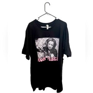 NWOT Kitty That 70’s Show Mom Vibes Black Tee Size 3XL Bella Canvas Cotton Tee